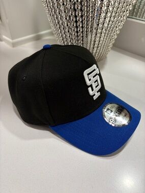 🔋 Used like new SF new era hat